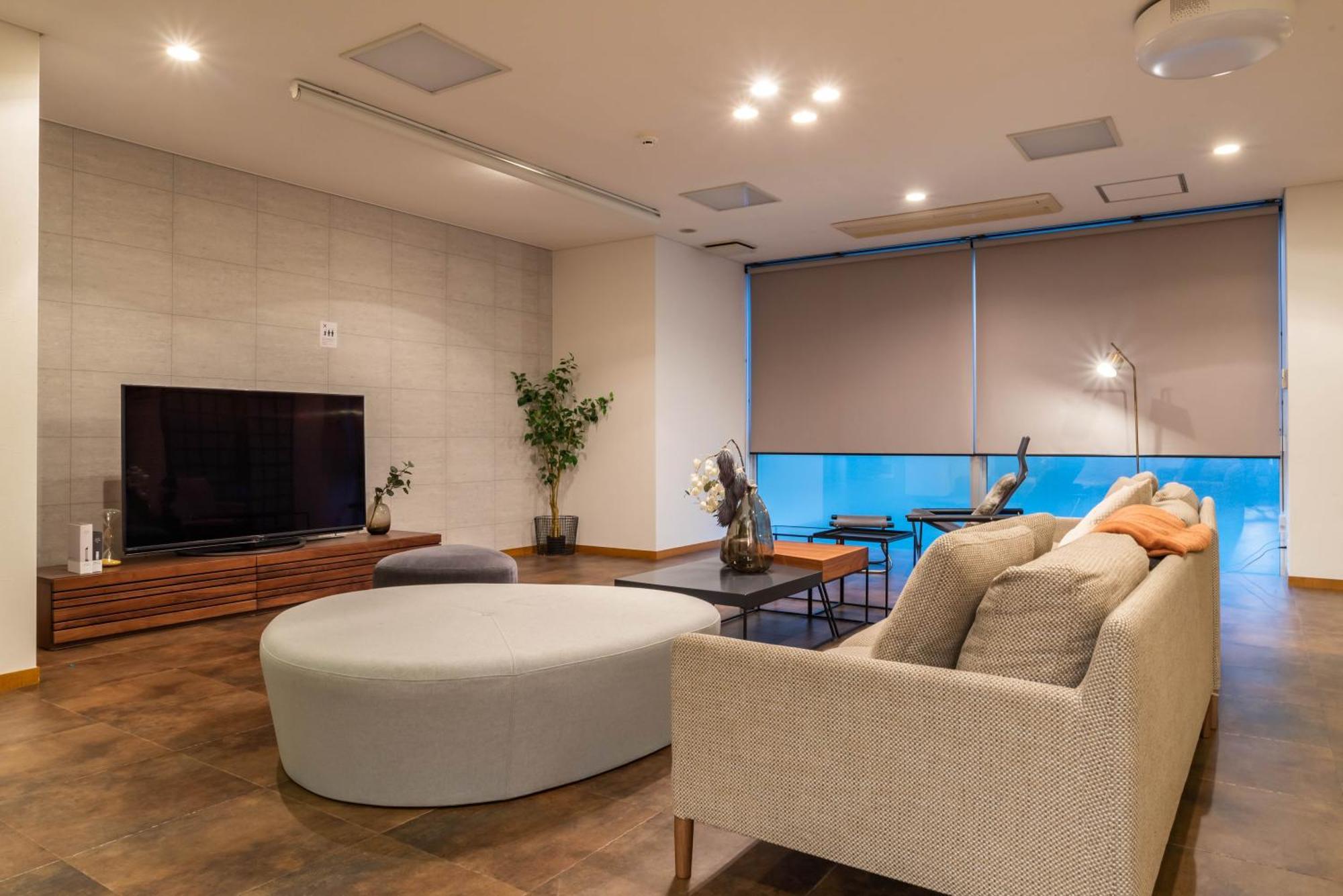 Bijou Suites Ai Premium أوساكا الغرفة الصورة