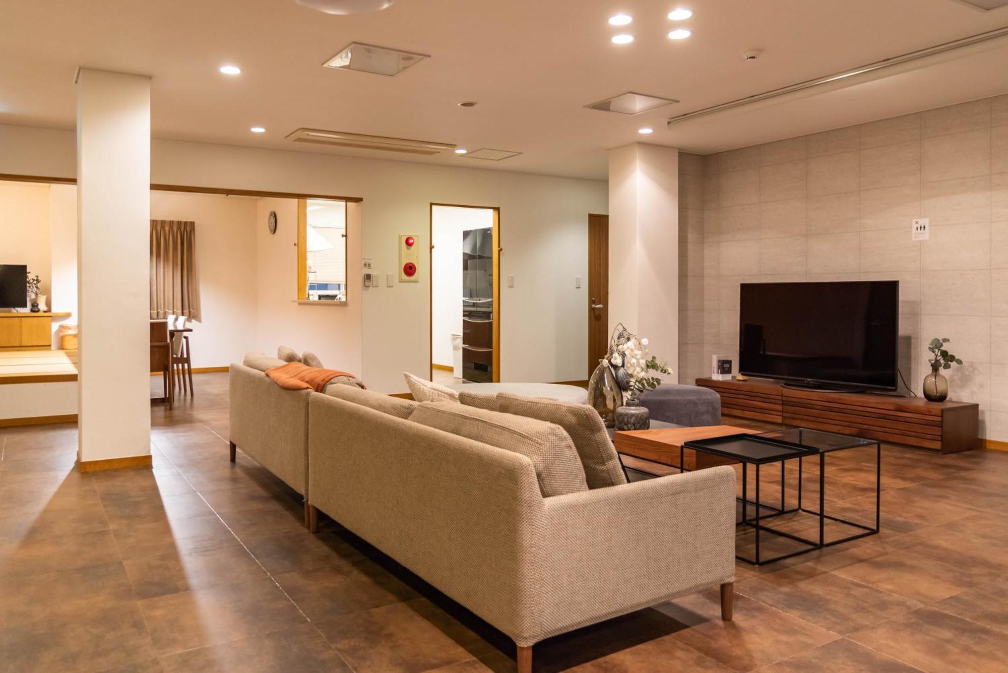 Bijou Suites Ai Premium أوساكا الغرفة الصورة
