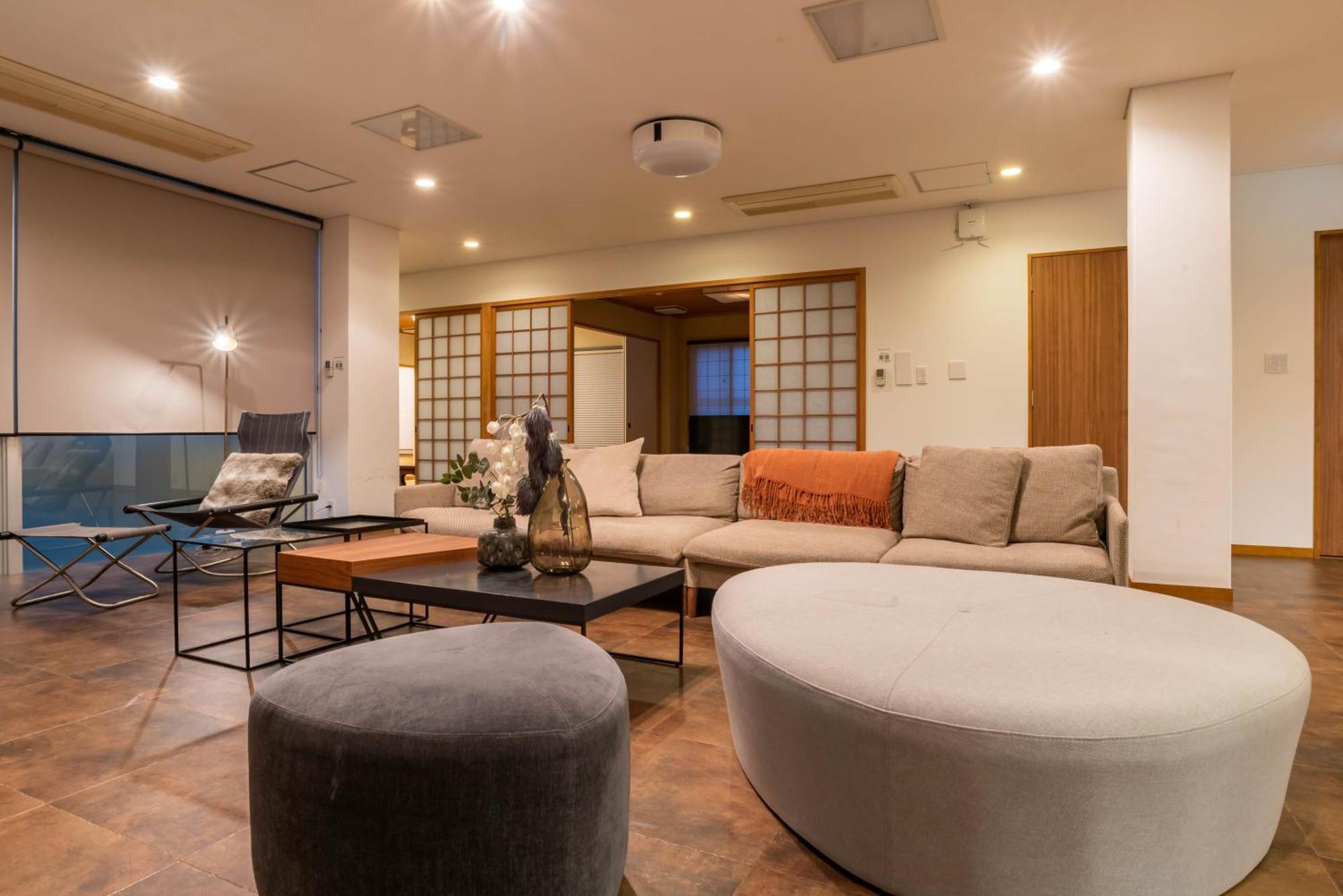 Bijou Suites Ai Premium أوساكا الغرفة الصورة
